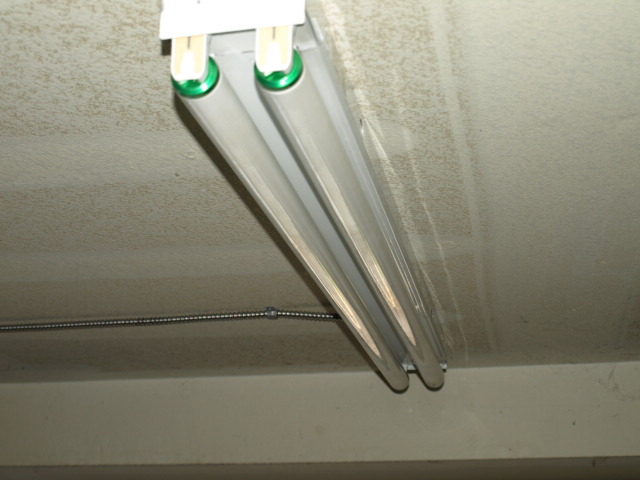 moorpark lighting fluorescent light
